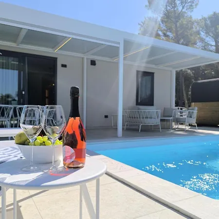 Resort Beach Villa
